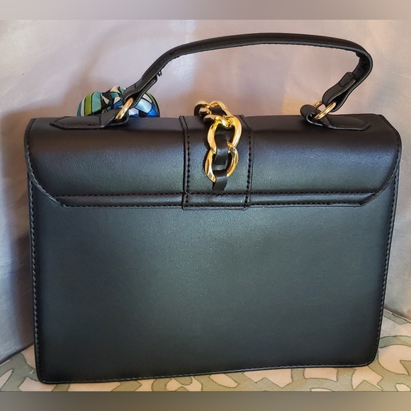 Badgley Mischka Black Vegan Leather Handbag With BM Card Holder. - Picture 2 of 12